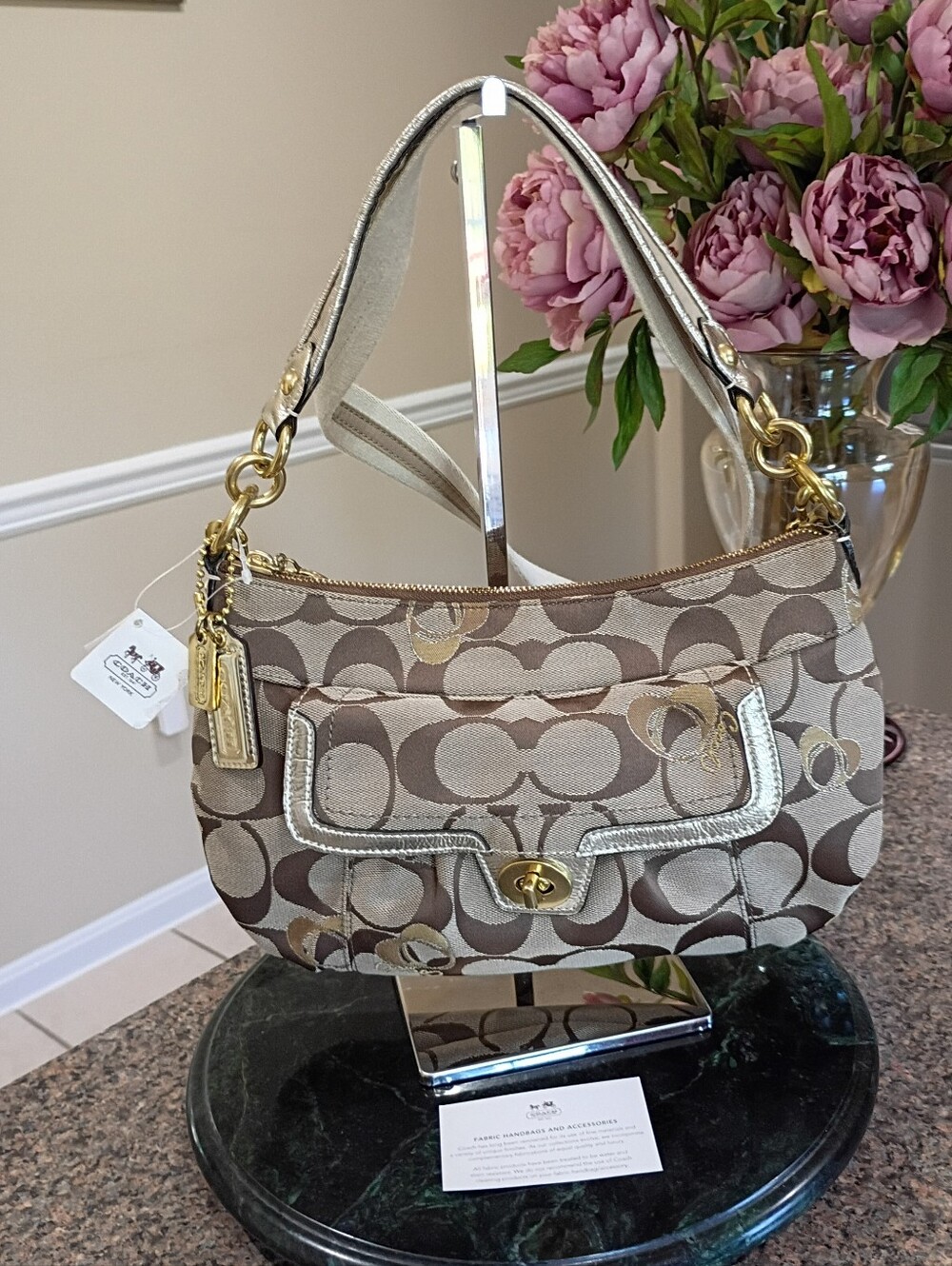 NWT Coach Poppy Khaki Gold Signature Heart Print Groovy Shoulder Bag